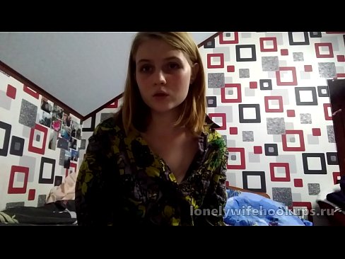 ❤️ Studentja e re bjonde nga Rusia i pëlqen karkat më të mëdha. ❤❌ Porno e bukur në sq.123sex.ru ﹏