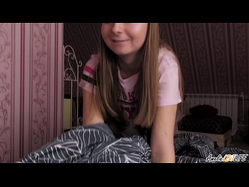 ❤️ Blondie thith thellë BFF-në e saj dhe merr spermë në gojën e saj ❤❌ Porno e bukur në sq.123sex.ru ﹏